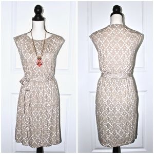 ANN TAYLOR LOFT Cream and White Sleeveless Dress